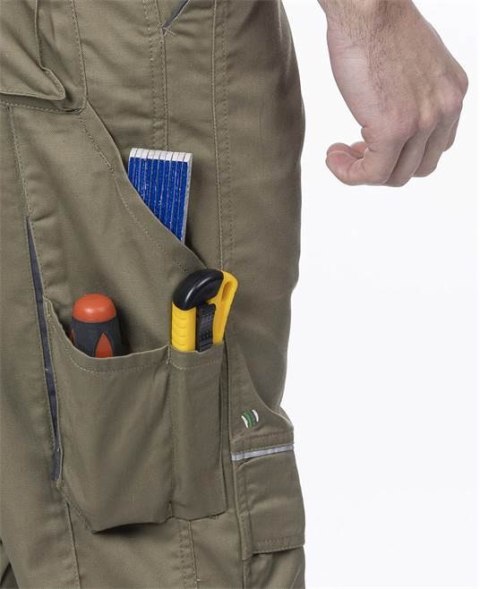 SPODNIE ROBOCZE DO PASA H5617 ARDON®SUMMER PRZEDŁUŻONE KHAKI SPODNIE ROBOCZE DO PASA H5617 ARDON®SUMMER PRZEDŁUŻONE KHAKI