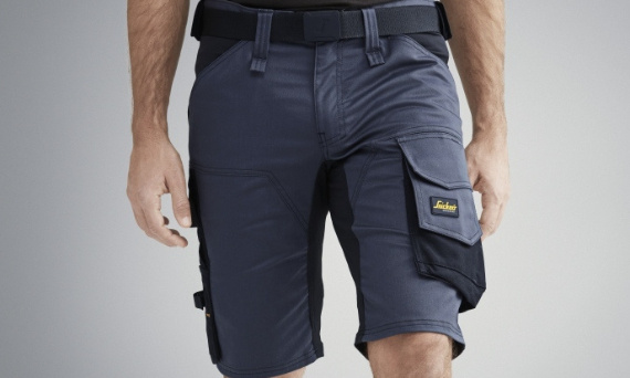 Krótkie spodenki na lato Snickers Workwear – internetowy sklep i hurtownia Optimum BHP poleca szorty robocze cenionego producenta Snickers Workwear