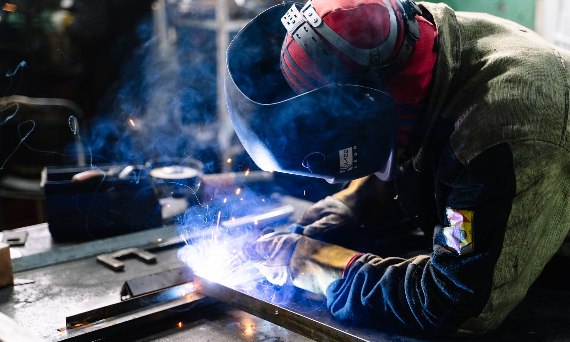 Ochrona wzoru - jak zabezpieczyć wzrok podczas pracy?