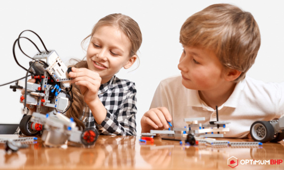 Top 7 zabawek dla dzieci w wieku 8-10 lat, czyli jakie zabawki oferowane przez sklep online cieszą się największą popularnością