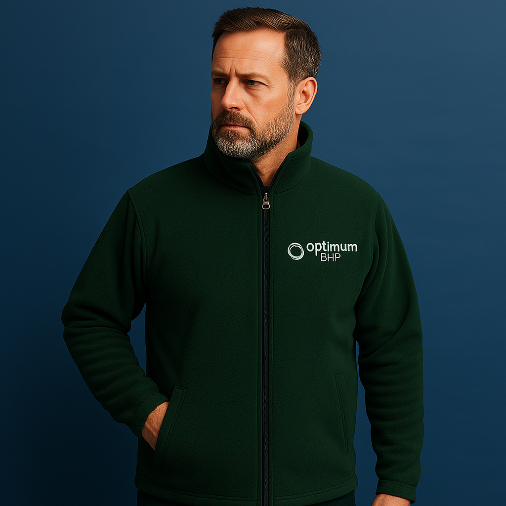 Polary robocze z logo firmowym – jak wybrać odpowiedni model pod haft komputerowy?